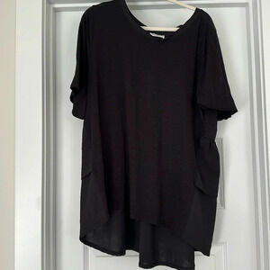 Nwot black talulah layered back tee